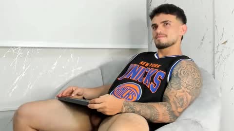 ricardogonzalez666 online show from March 4, 10:06 pm