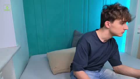 Richard online show from December 19, 3:53 pm