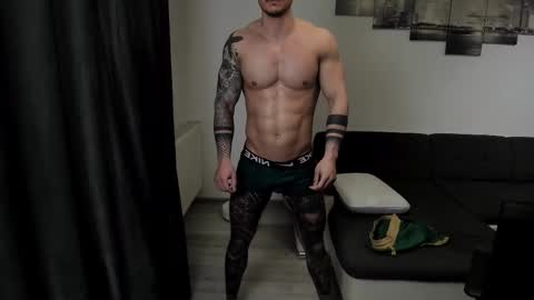 RichardDarell online show from February 14, 7:47 am