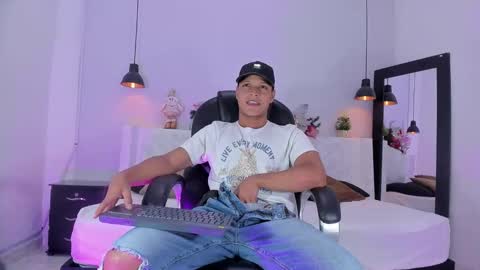 Ricky  online show from December 27, 9:11 pm