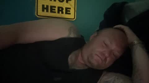 Snapshot of rickygeez chatting on February 6, 1:32 pm penisaurisrex online show from February 6, 1:32 pm