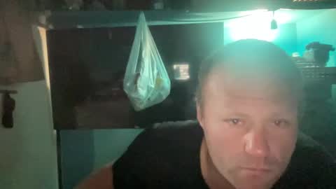 Snapshot of rickygeez chatting on January 11, 7:28 am penisaurisrex online show from January 11, 7:28 am