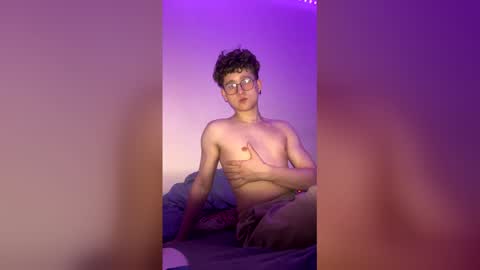 Riyu19 online show from March 4, 10:50 pm