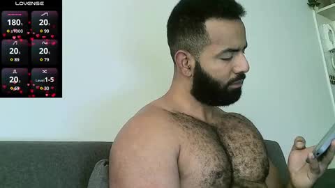 SebasRoa online show from March 10, 1:43 pm