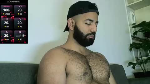 SebasRoa online show from December 16, 3:43 pm