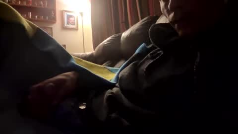 robbiegarcia925 online show from December 14, 6:20 am