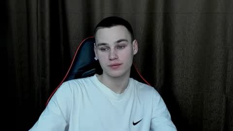 robert10211 online show from January 8, 6:09 pm