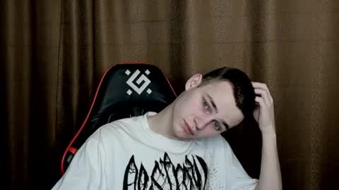 robert10211 online show from January 17, 6:47 pm