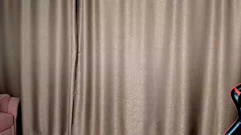 robert10211 online show from January 17, 6:22 pm