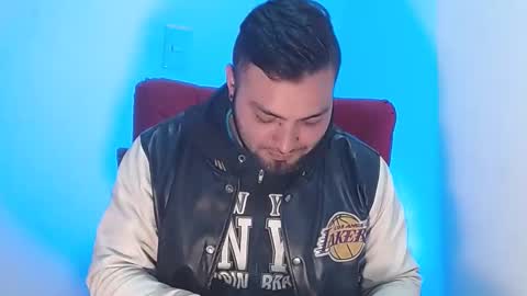 Stiven - online show from December 17, 7:29 am