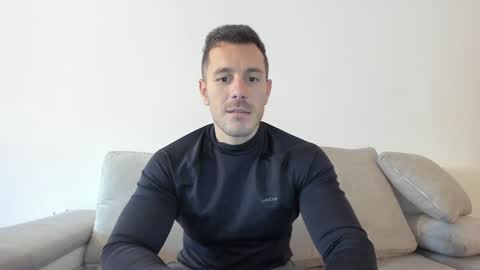 roberto4ever online show from February 4, 1:48 pm