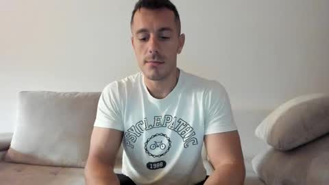 roberto4ever online show from October 1, 5:00 am