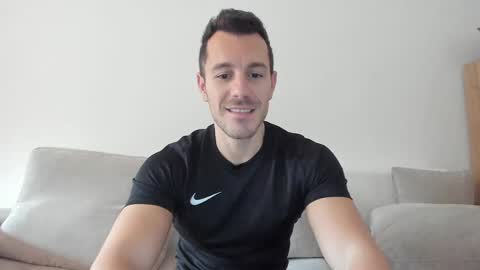 roberto4ever online show from March 3, 6:45 am