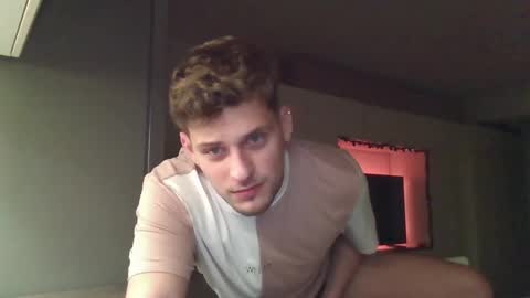 Roberto online show from December 14, 3:04 pm