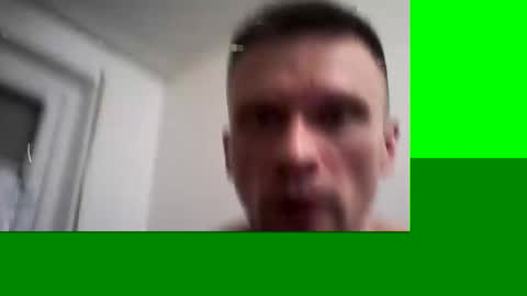 Snapshot of robertxxxpo chatting on January 7, 3:05 am Zenek online show from January 7, 3:05 am