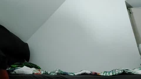 Snapshot of robertxxxpo chatting on October 2, 9:30 pm Zenek online show from October 2, 9:30 pm