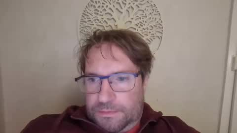 robinouhot online show from March 4, 12:18 am