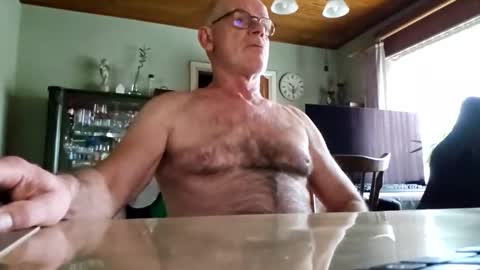 robke1966 online show from February 11, 9:31 am