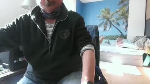 rolandloser1000 online show from April 2, 2:03 pm