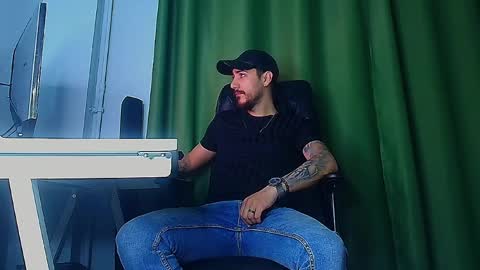 romaniamaster1 online show from March 30, 5:19 am