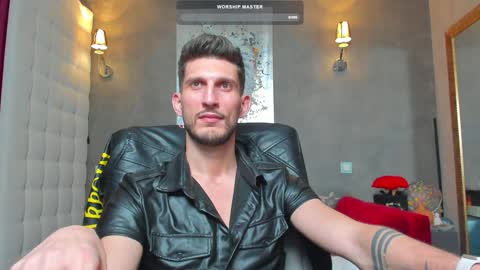 onlyfans-   online show from February 4, 9:10 pm