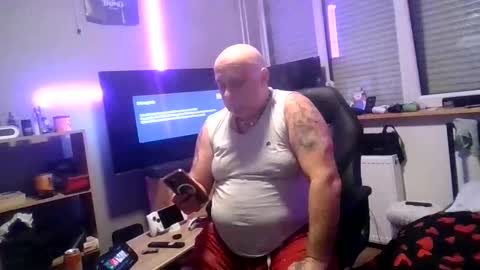 rooosveltooo online show from March 28, 8:53 pm