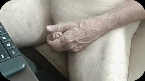 Rosco online show from December 15, 9:53 pm