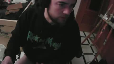 royer04 online show from November 27, 3:21 am