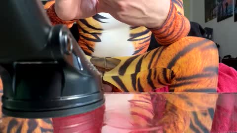 Snapshot of rudolphus_live_2018 chatting on October 26, 1:13 pm andy leyfield online show from October 26, 1:13 pm