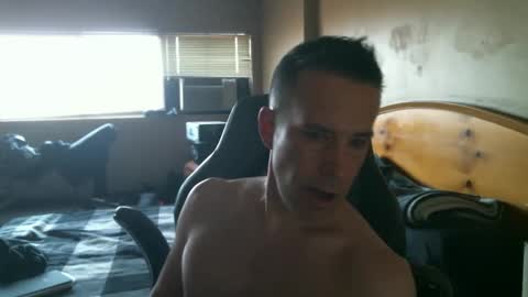 rustic_cuse_777 online show from October 18, 8:25 pm