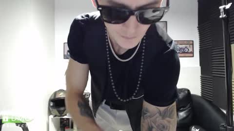 MillionDollarGuy online show from October 30, 8:27 am