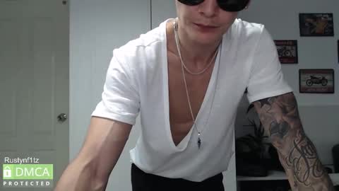 MillionDollarGuy online show from December 2, 3:09 am