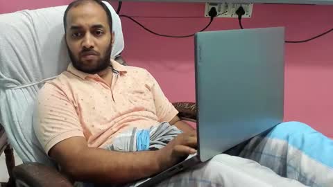 rwb17 online show from November 1, 4:33 pm