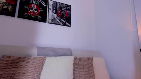 Ryan  online show from February 25, 1:28 am