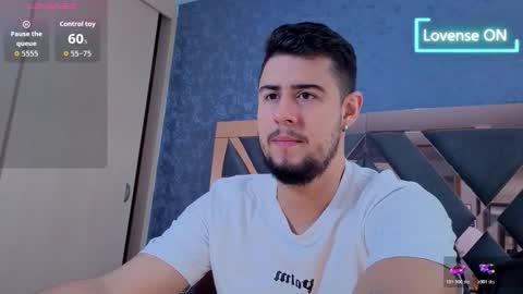 Snapshot of ryan_evanns chatting on October 21, 12:30 pm R Y A N online show from October 21, 12:30 pm