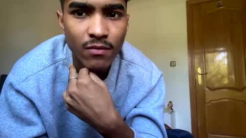 Snapshot of ryan_hil chatting on September 11, 12:59 pm ryan_hil online show from September 11, 12:59 pm