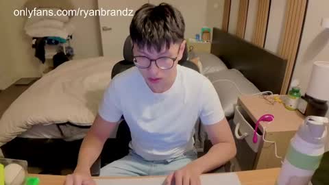 Snapshot of ryanbrandz chatting on January 21, 3:27 am Ryan Brandz online show from January 21, 3:27 am