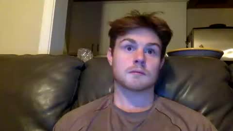 ryanhung_57 online show from January 24, 4:59 am