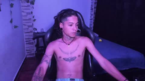 Snapshot of saad__man chatting on September 30, 4:51 am Danny online show from September 30, 4:51 am