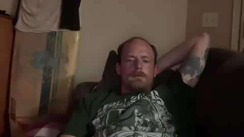 Snapshot of sabrosocockcarnesandwich chatting on October 8, 1:43 am sabrosocockcarnesandwich online show from October 8, 1:43 am