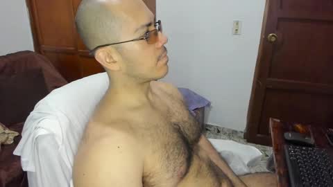 saintedy01 online show from March 12, 12:36 pm