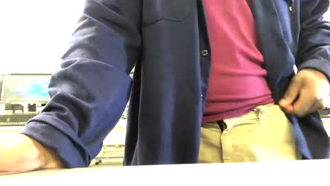 Cum Hanks online show from September 8, 3:33 pm