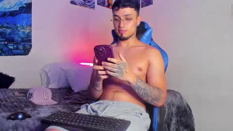   online show from December 3, 2:17 am