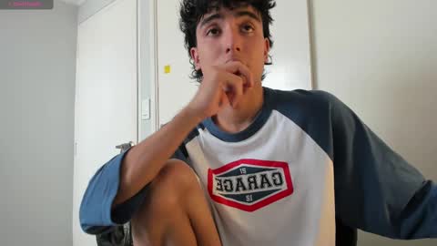 salvatore_montt online show from March 9, 5:49 pm