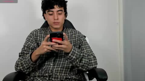 salvatore_montt online show from March 1, 5:53 am