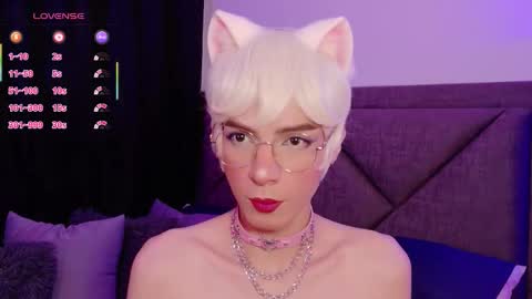 Sam online show from November 3, 3:10 am