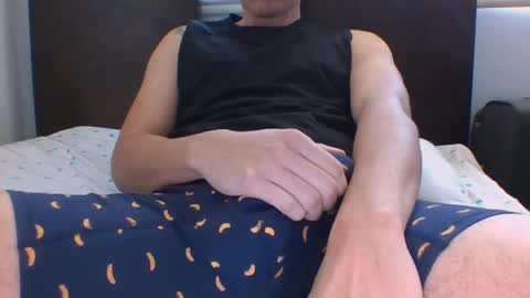 samblade online show from March 31, 12:40 pm