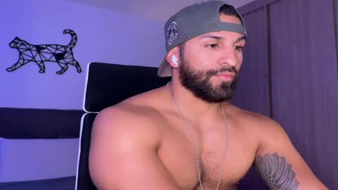 Sam Dornan online show from September 19, 11:37 pm