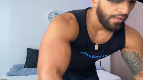 Sam Dornan online show from February 7, 9:04 pm