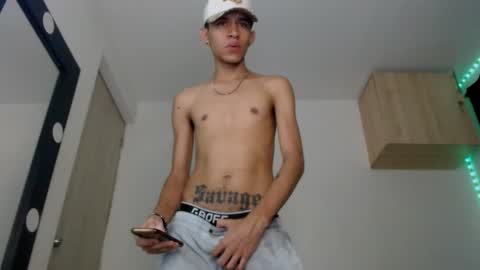   online show from December 3, 6:35 am